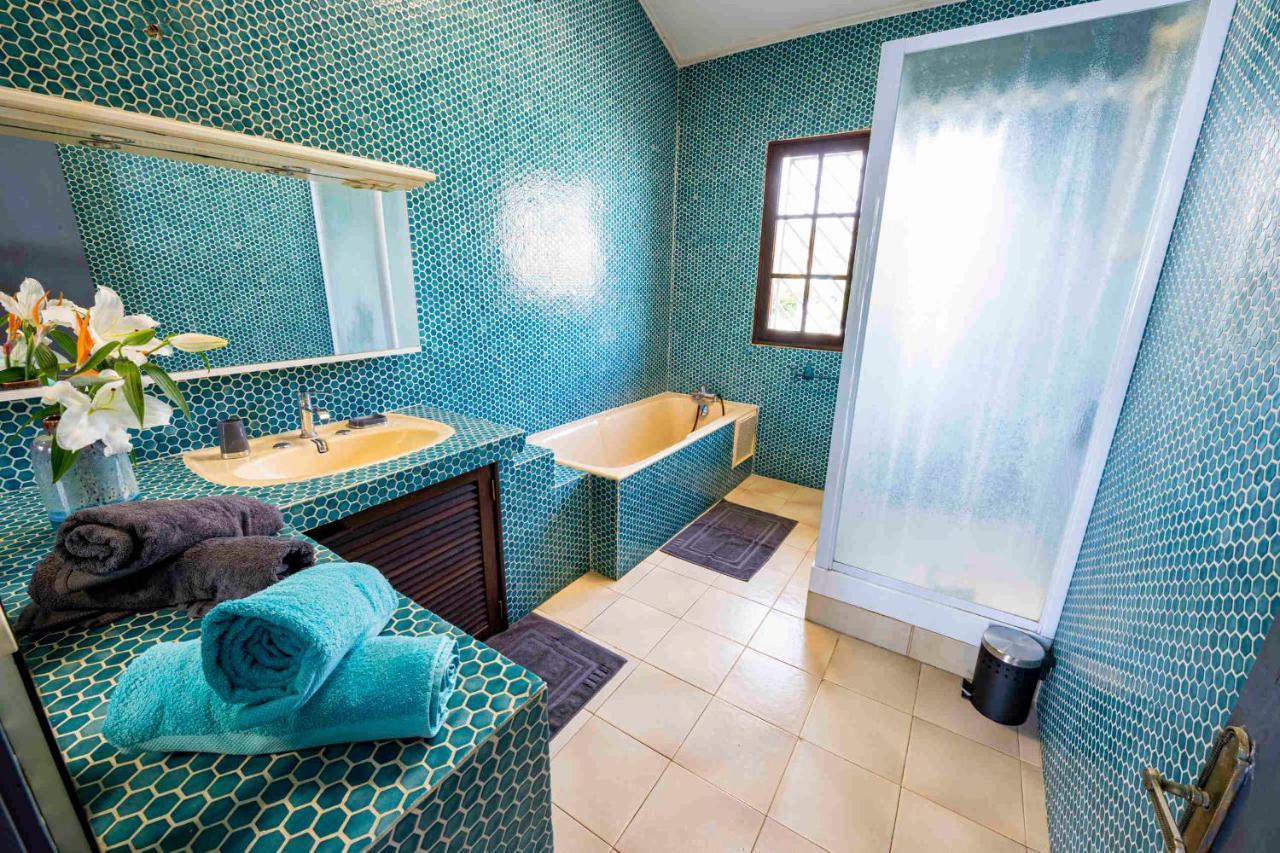 Villa Coco Des Sables Acces Direct Au Lagon ลาซาลีน เลอแบ็ง ภายนอก รูปภาพ